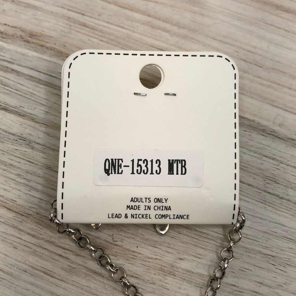 Story By Davinci Gold/Silver Dragonfly Necklace - Picture 5 of 6